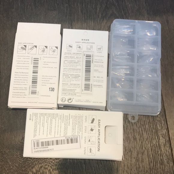 Pack of 4 Fake Press on Nails with French Tip Design - Picture 5 of 6